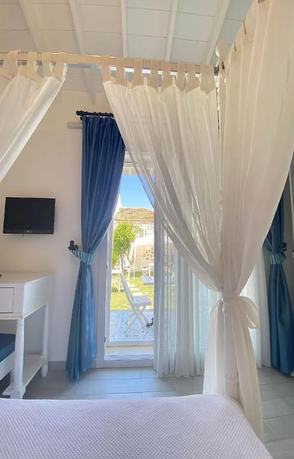 Çeşme Demir Alacati Otel מלון