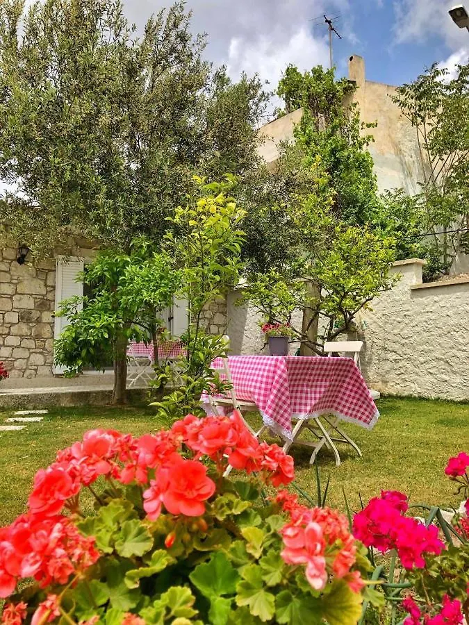 מלון Çeşme Demir Alacati Otel