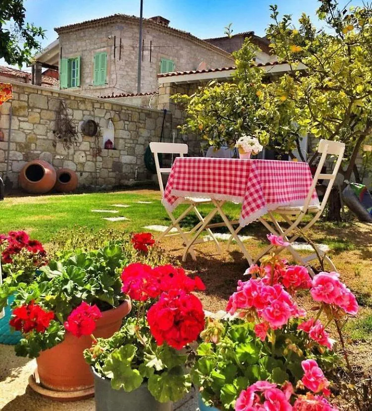 Çeşme Demir Alacati Otel